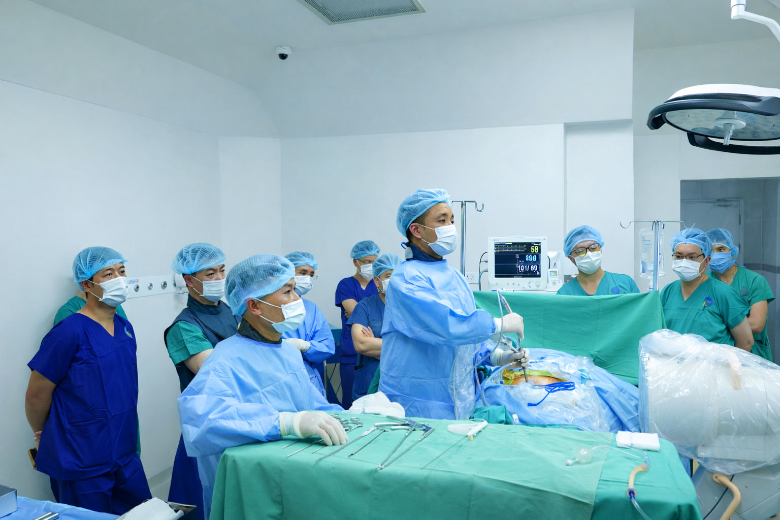 Bác sĩ của bạn: Bệnh lý cột sống đang có xu hướng trẻ hóa 